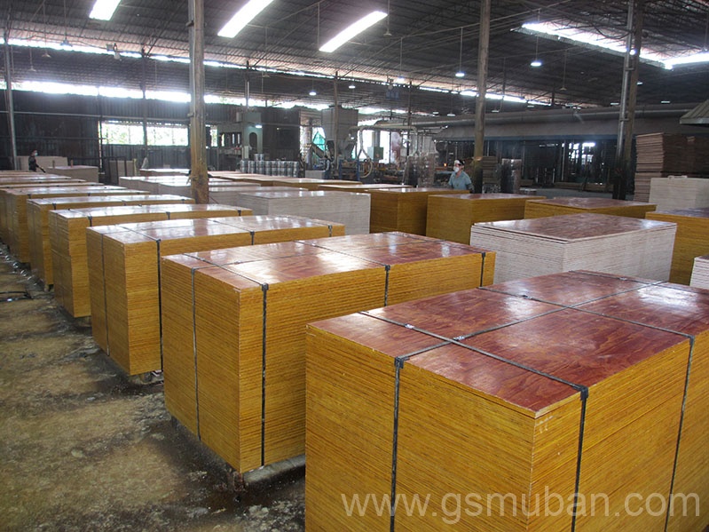 大紅模板多少錢一塊?在哪里批發 大紅模板多少錢一塊?在哪里批發