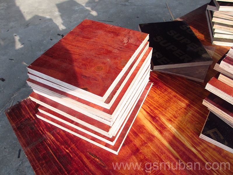 紅板多少錢一塊?哪種木質(zhì)建筑紅板性價比高 紅板多少錢一塊?哪種木質(zhì)建筑紅板性價比高